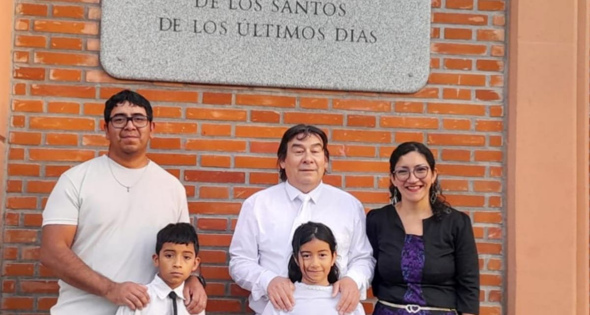 Melany cumplió OCHO años y se bautizo